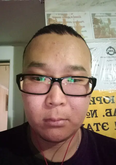 Андрей из Антрацита, ищу на сайте знакомства без обязательств