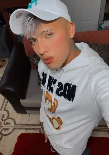 Jeferson из Сантьяго, мне 23, познакомлюсь для открытые отношения