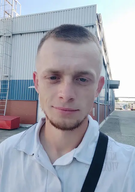 Андрей из Кременчуга, мне 26, познакомлюсь для постоянных отношений