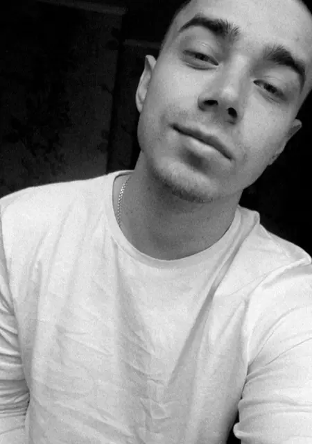 Vlad из Чернигова, ищу на сайте знакомства на одну ночь