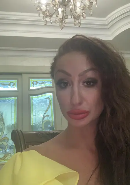 Я Anna, 31 років з Києва, шукаю знайомство для приємного проведення часу