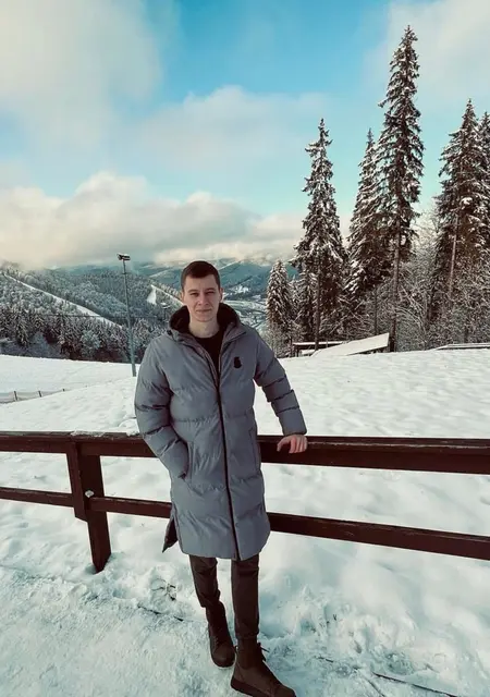 Я Viktor, 27, из Черкасс, ищу знакомства без обязательств