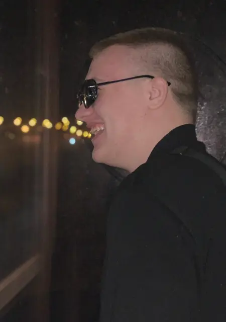 Николай из Новомосковска, ищу на сайте знакомства на одну ночь