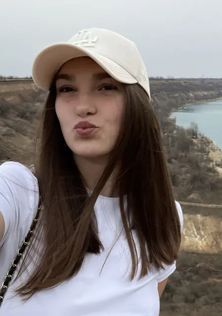 Mary из Львова, ищу на сайте приятное времяпровождение