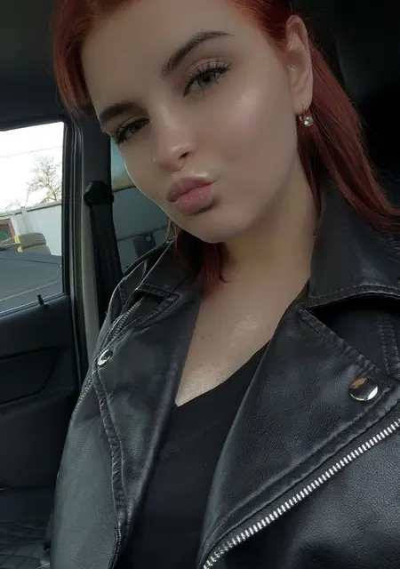 Я Liza, 20, из Мелитополя, ищу знакомство для приятного времяпровождения