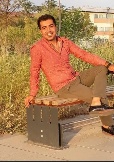 Mer Faruk из Стамбула, мне 28, познакомлюсь