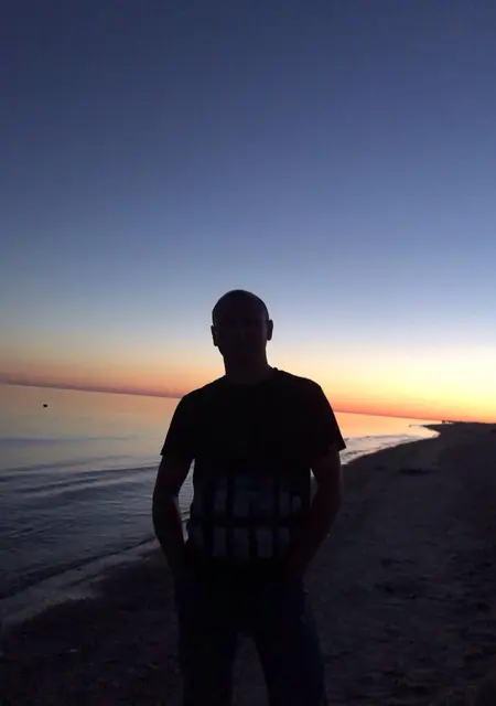 Олег из Винницы, ищу на сайте знакомства без обязательств