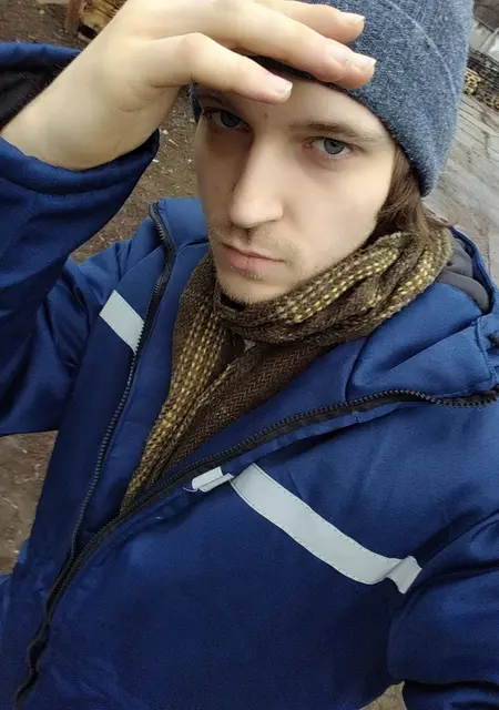 Я Константин, 30 років, знайомлюсь на одну ніч у Луганську