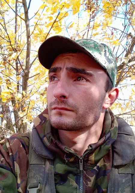 Я Женя, 27 років, знайомлюсь на одну ніч у Апостоловому