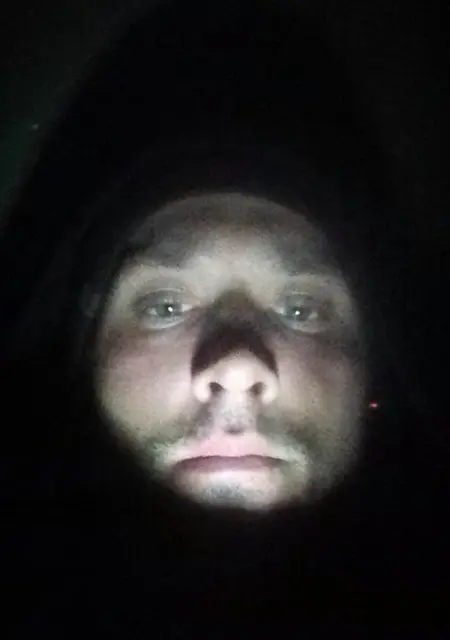 Я Виталик, 28 років з Краматорська, шукаю знайомства без зобов'язань