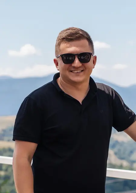 Володимир з Чернівців, мені 28 років, познайомлюсь для вірт