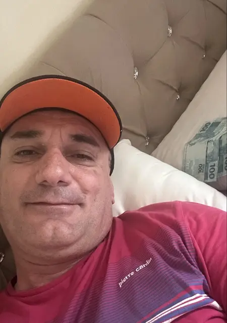 Junior из Каскавел, ищу на сайте дружбу