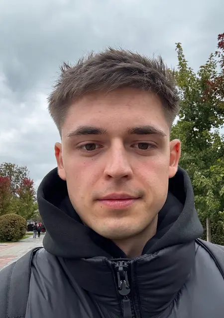 Artem из Черкасс, мне 25, познакомлюсь без обязательств