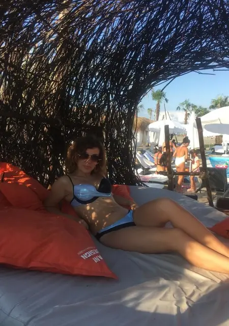 Светлана из Львова, ищу на сайте приятное времяпровождение