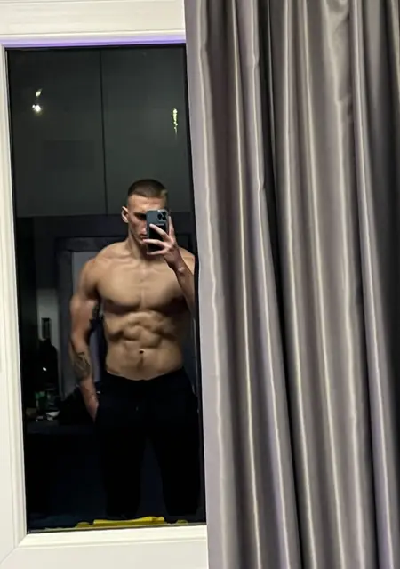 Євгеній из Ровно, ищу на сайте совместные путешествия