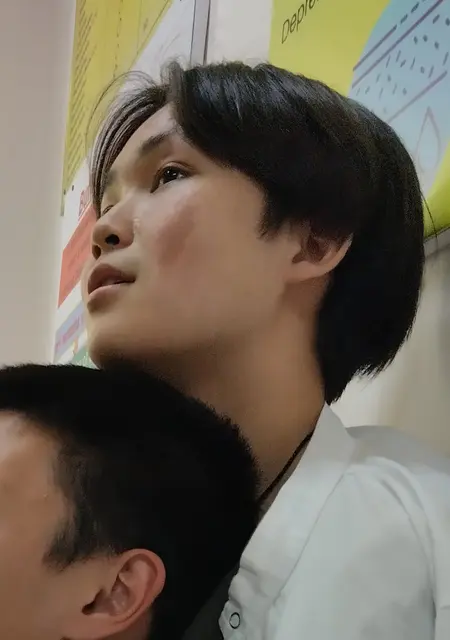 Nikto из Бишкека, мне 18, познакомлюсь на одну ночь