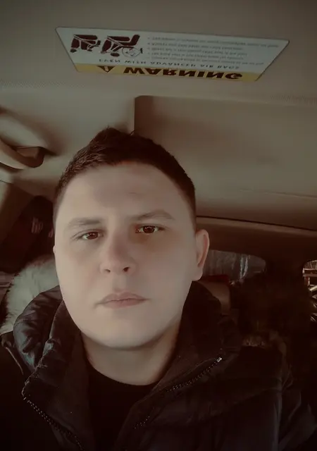 Виталя из Брюсселя, ищу на сайте постоянные отношения