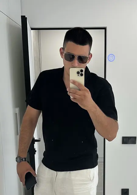 Віталій з Івано-Франківська, мені 23 років, познайомлюсь на одну ніч