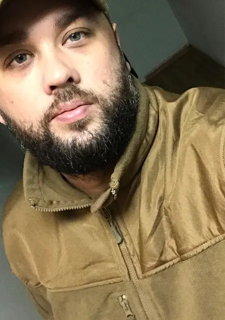 Я Денис, 29, из Кропивницкого, ищу знакомство для постоянных отношений