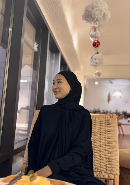 Я Elvira, 25, из Бишкека, ищу знакомство для общения