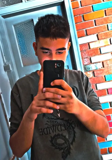 Я Tugra, 21, из Газиантеп, ищу знакомство для общения