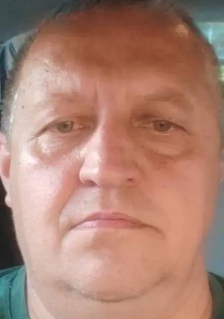 Я Олег, 49, из Витебска, ищу знакомства на одну ночь