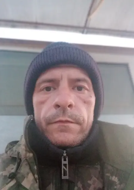 Я Вячеслав, 43 років з Львова, шукаю знайомства без зобов'язань