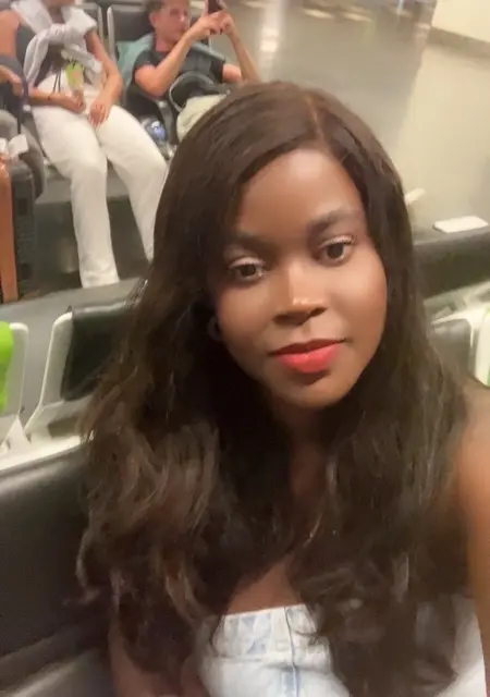 Rose Senghor из Мадрида, ищу на сайте знакомства без обязательств