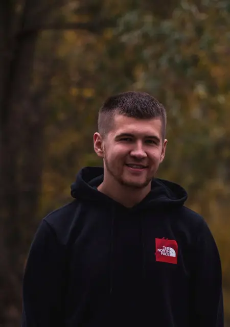 Владислав из Краматорска, ищу на сайте знакомства на одну ночь