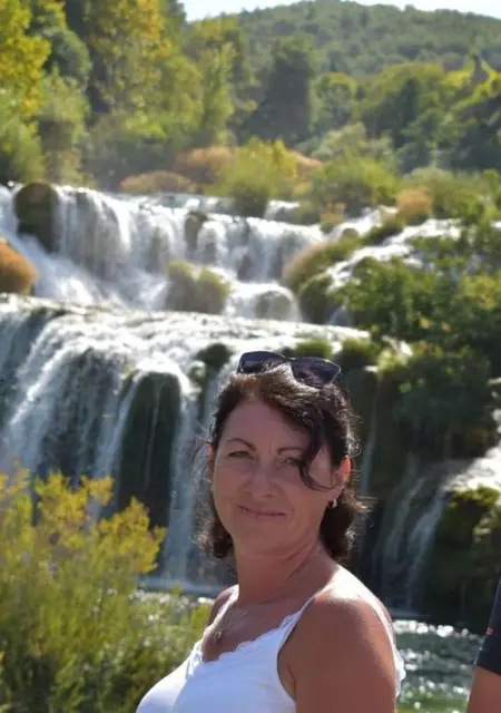 Diana из Берлина, мне 45, познакомлюсь