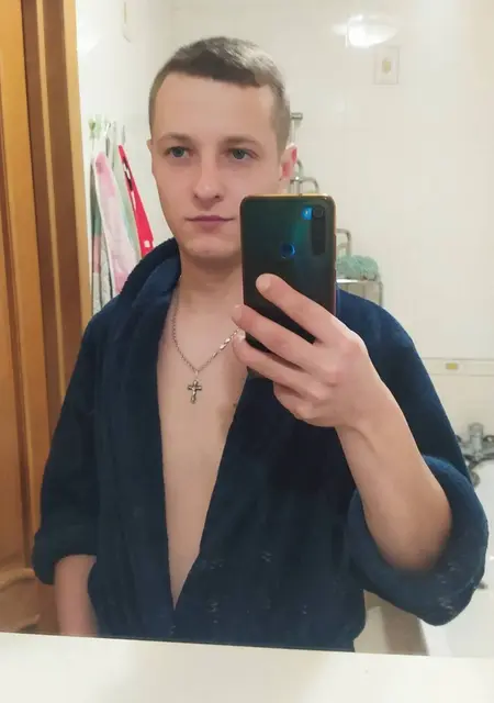 Я Влад, 26 років, знайомлюсь без зобов'язань у Прилуках