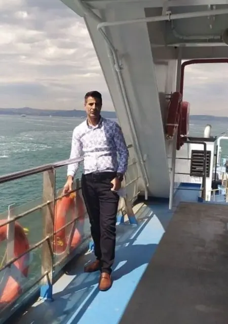 Я Emre, 41, знакомлюсь в Стамбуле