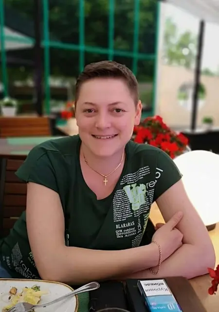 Я Светлана, 40, из Измаила, ищу знакомство для постоянных отношений