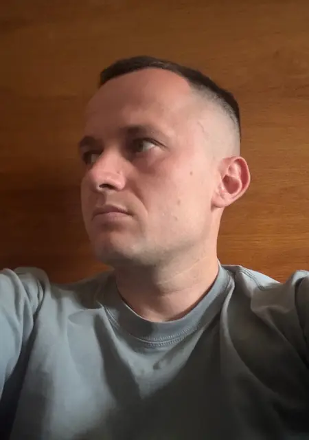 Александр из Минска, мне 35, познакомлюсь для приятного времяпровождения