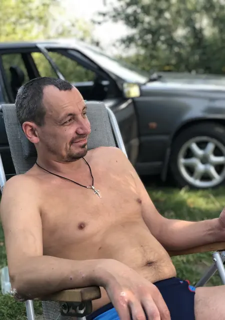 Я Владимир, 43, знакомлюсь без обязательств в Чернигове