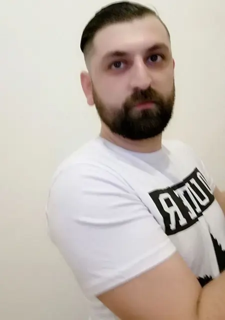 Я Tony, 29, из Праги, ищу знакомство