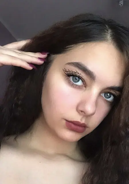 Мария из Полтавы, мне 23, познакомлюсь для совместных путешествий