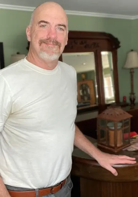 Roy из Мерсина, мне 59, познакомлюсь для постоянных отношений