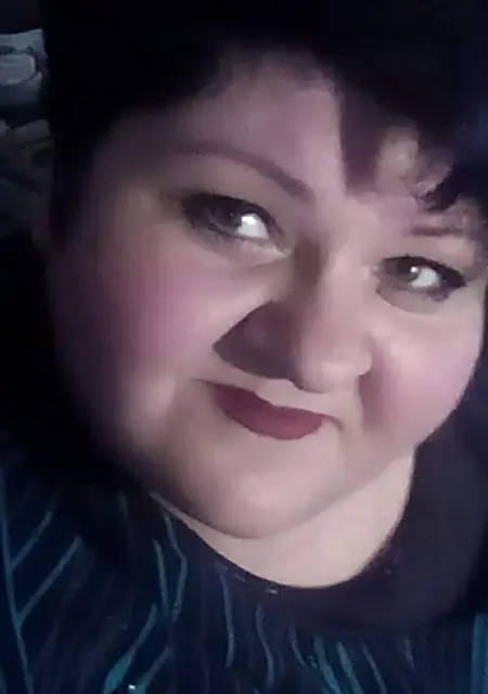 Я Ната, 39 років, знайомлюсь для дружби у Алчевську