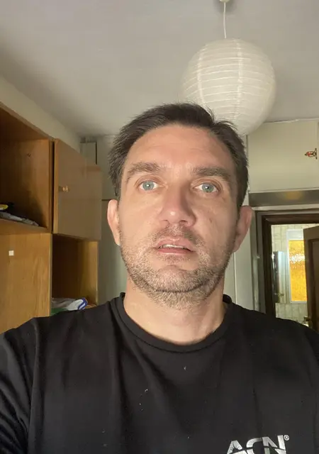 Javier de Madrid, busco en el sitio lío de una noche