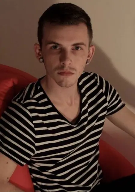 Gingle из Парижа, мне 26, познакомлюсь