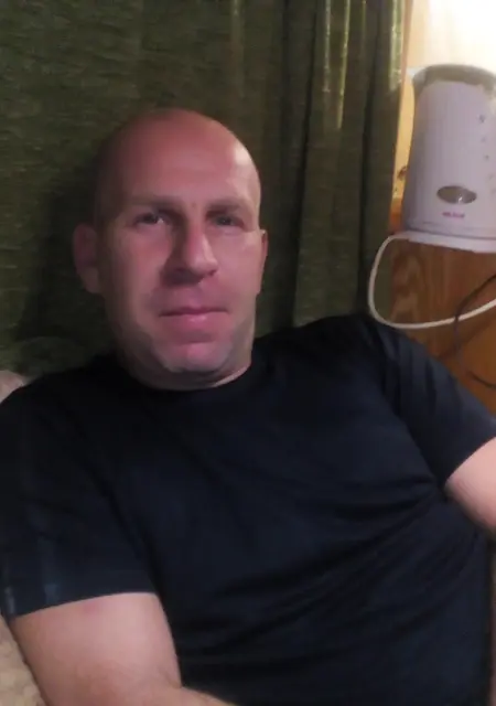 Андрей из Макеевки, ищу на сайте знакомства на одну ночь