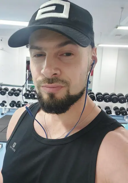 Я Митя, 37 років, знайомлюсь без зобов'язань у Вінниці