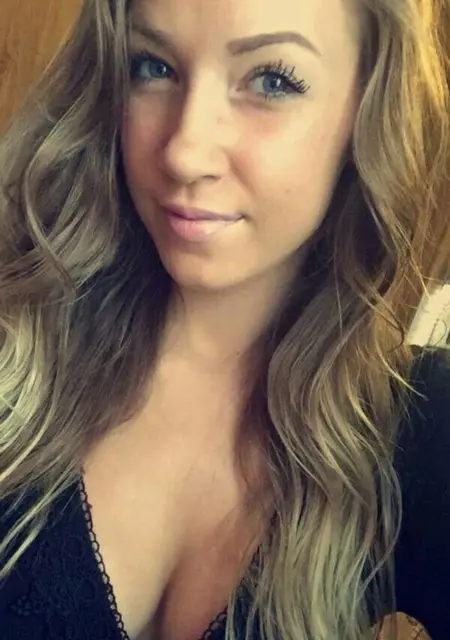 Я Лера, 40, из Червонограда, ищу знакомство для приятного времяпровождения