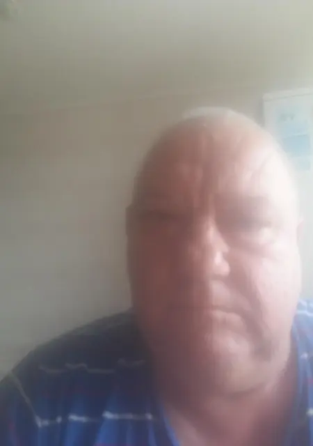 Я Юрий, 61 років з Нікополя, шукаю знайомства без зобов'язань