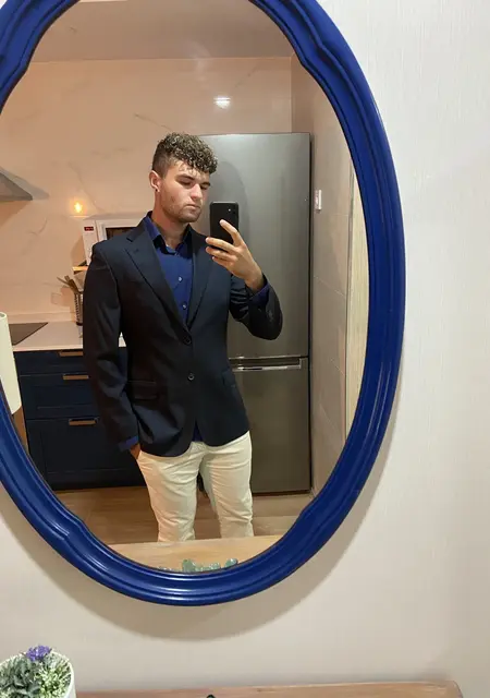 Massimo Nez de Málaga, busco en el sitio pasatiempo agradable