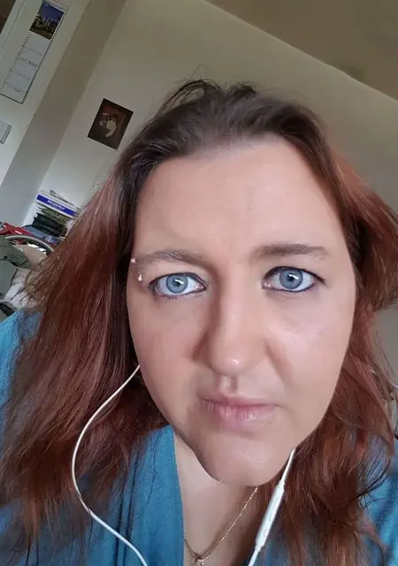 Mona из Берлина