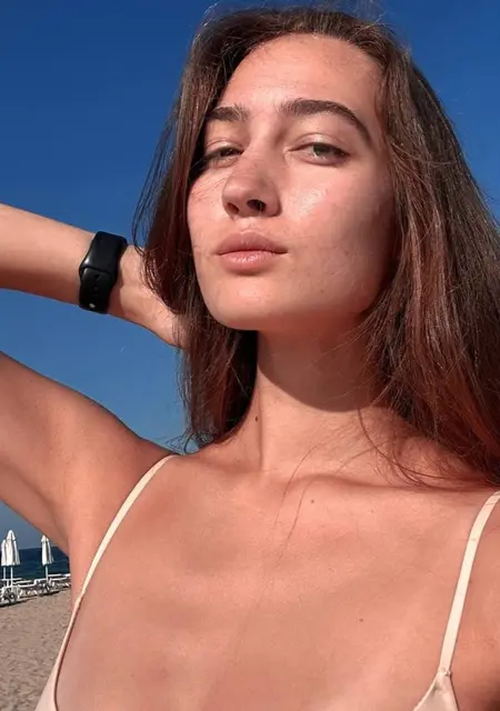 Dina з Київ, шукаю на сайті знайомства без зобов'язань