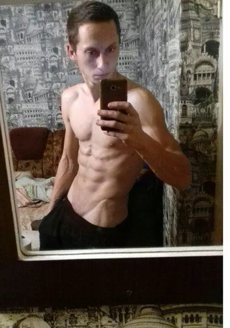 Я Влад, 32, из Жодино, ищу знакомства без обязательств