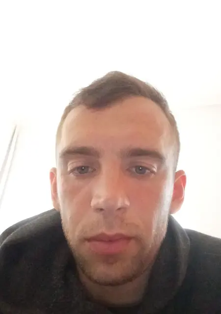 Я Roman, 26 років з Рівного, шукаю знайомство для спілкування